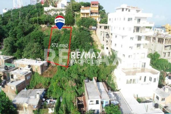 Foto de inmueble en PASEO VISTA HERMOSA, Col. Balcones de Loma Linda C.P. 82000, Mazatlán