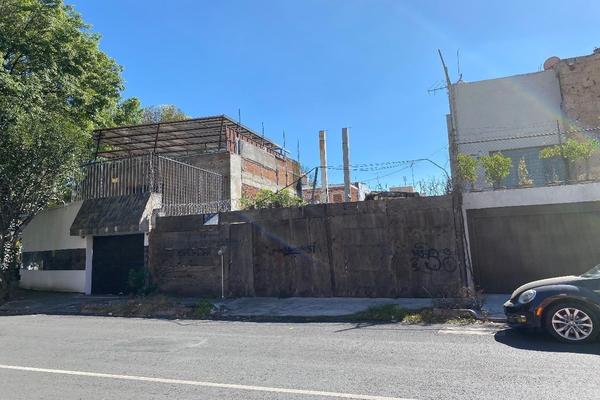 Foto de inmueble en Paseos de los abetos, Col. Paseos de Taxqueña C.P. 04250, Coyoacán