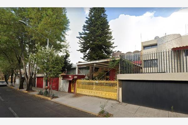 Foto de inmueble en  , Col. Paseos de Taxqueña C.P. 04250, Coyoacán