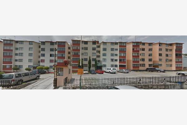 Foto de inmueble en PASEOS DEL QUETZAL #71, Col. Lomas Verdes 4a Sección C.P. 53125, Naucalpan de Juárez