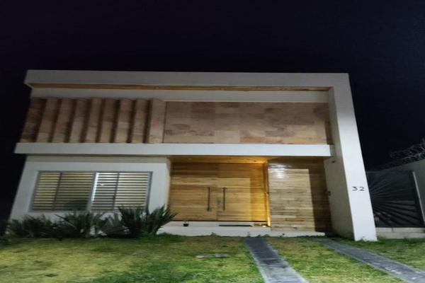 Foto de inmueble en Paseos del Viñedo, Col. Bosques de la Esperanza C.P. 45640, Tlajomulco de Zúñiga