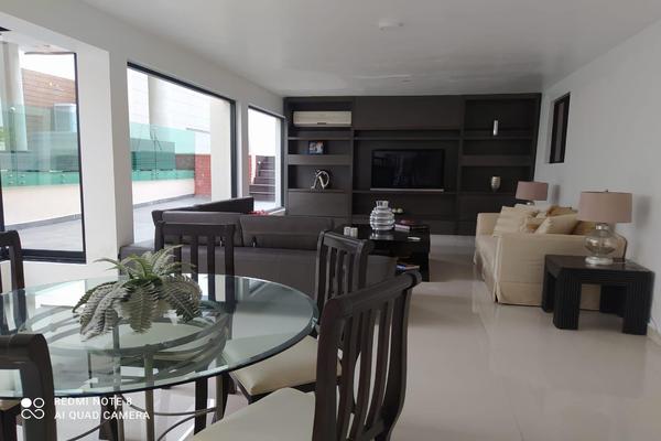 Foto de inmueble en  , Col. Paso de Cumbres 4to Sector 3er Etapa C.P. 64346, Monterrey