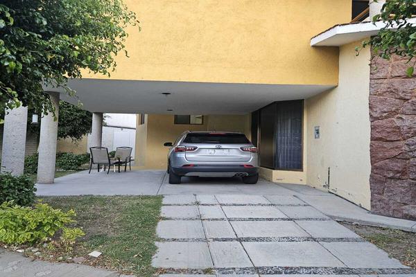 Foto de inmueble en PEDERNAL, Col. El Pedregal de Querétaro C.P. 76144, Querétaro