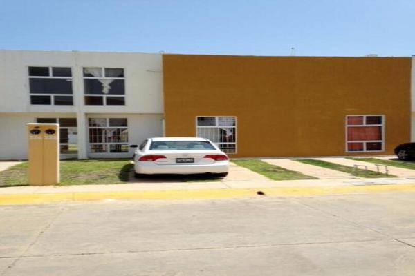 Foto de inmueble en Pedregal #228, Col. Villas de San Martín C.P. 96535, Coatzacoalcos