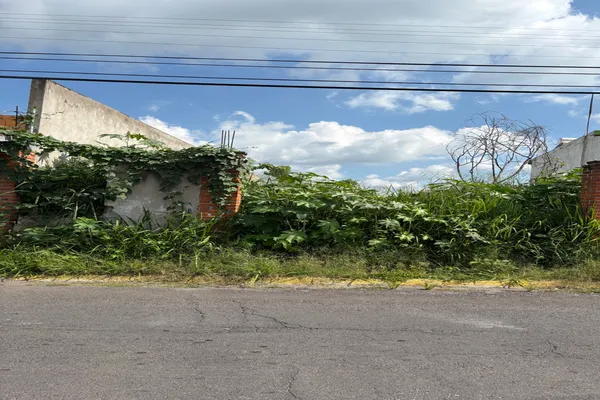 Foto de inmueble en  , Col. Pedregal de Oaxtepec C.P. 62738, Yautepec