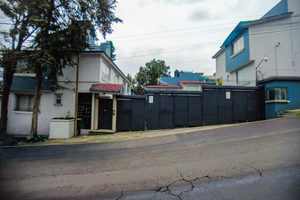 Foto de inmueble en  , Col. Pedregal de San Nicolás 4A Sección C.P. 14100, Tlalpan