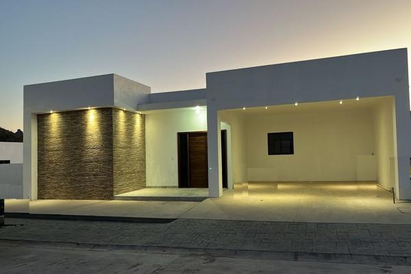 Foto de inmueble en PEDREGAL RESIDENCIAL  #68, Col. Lomas de San Carlos C.P. 85506, Guaymas