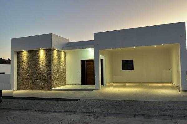 Foto de inmueble en PEDREGRAL  #1, Col. Lomas de San Carlos C.P. 85506, Guaymas