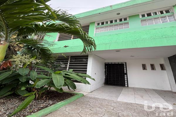 Foto de inmueble en PEDRO FUENTES, Col. Villahermosa Centro C.P. 86000, Centro