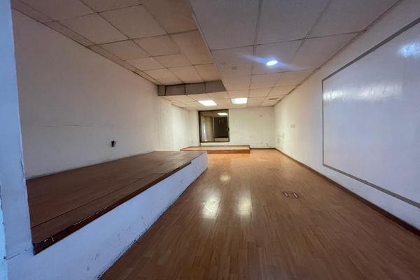 Foto de inmueble en Pedro Moreno, Col. Guadalajara Centro C.P. 44100, Guadalajara
