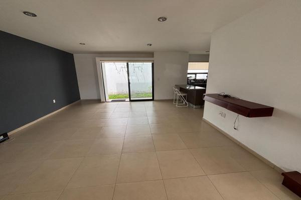 Foto de inmueble en Peña de Bernal, Col. Residencial el Refugio C.P. 76146, Querétaro