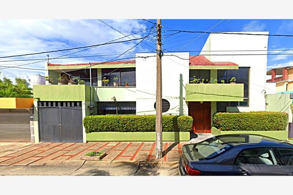Foto de inmueble en  , Col. Petrolera C.P. 96500, Coatzacoalcos
