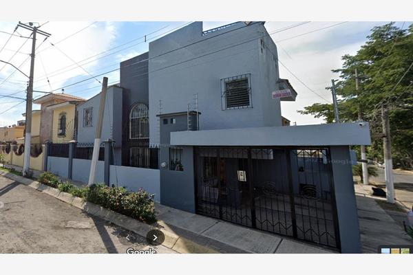 Foto de inmueble en PICHON #1546, Col. Valle de San Isidro C.P. 45133, Zapopan
