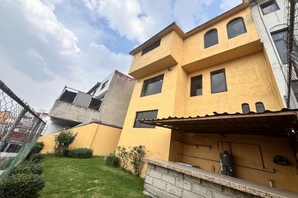 Foto de inmueble en Pierre lyonnet, Col. Lomas Verdes 3a Sección C.P. 53125, Naucalpan de Juárez