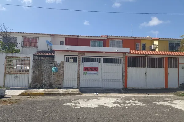 Foto de inmueble en pino maritimo #31, Col. Geovillas los Pinos II C.P. 91808, Veracruz