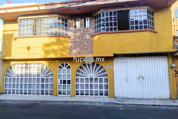 Foto de inmueble en Plan de Tuxtepec, Col. San Lorenzo La Cebada C.P. 16035, Xochimilco