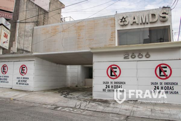 Foto de inmueble en PLANETA, Col. Jardines del Bosque Centro C.P. 44520, Guadalajara