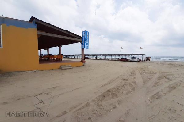 Foto de inmueble en PLAYA AZUL, Col. Túxpam de Rodríguez Cano Centro C.P. 92800, Tuxpan