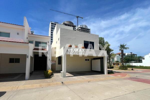 Foto de inmueble en PLAYA BRUJAS, Col. Cerritos Resort C.P. 82112, Mazatlán