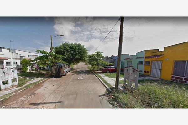 Foto de inmueble en PLAYA CHACHALACAS #0, Col. Residencial las Olas C.P. 96343, Cosoleacaque