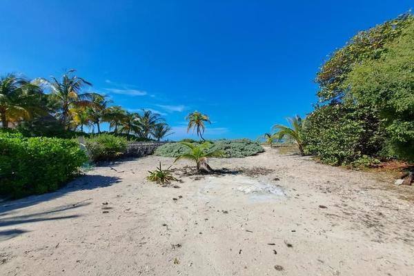 Foto de inmueble en Playa, Col. Ismael Garcia C.P. 97320, Progreso