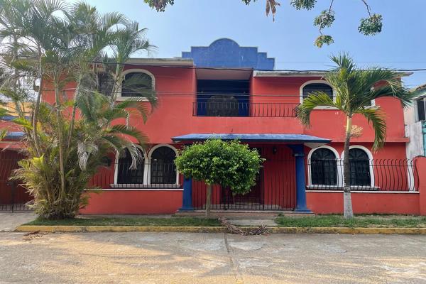 Foto de inmueble en  , Col. Playa Sol C.P. 96518, Coatzacoalcos