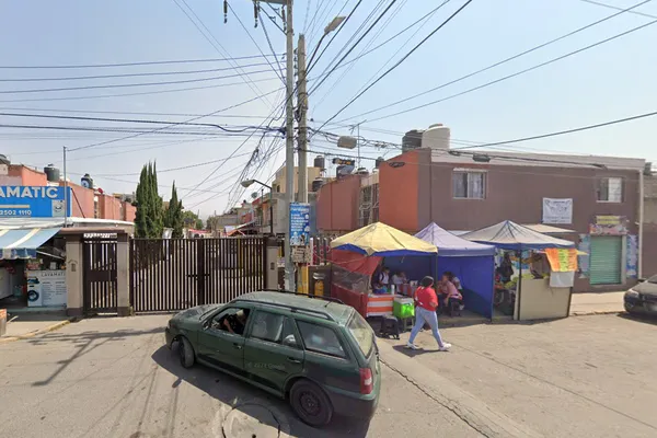 Foto de inmueble en PLUTARCO ELIAS CALLES #MANZANA 14, Col. Los Héroes C.P. 56585, Ixtapaluca