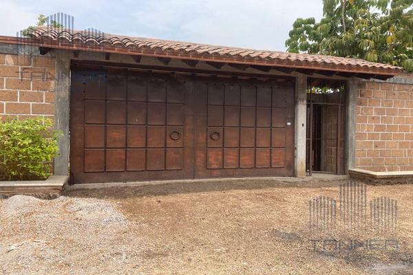 Foto de inmueble en  , Col. Poblado Acapatzingo C.P. 62440, Cuernavaca
