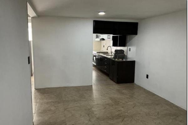 Foto de inmueble en Poniente 54, Col. Obrero Popular C.P. 02840, Azcapotzalco