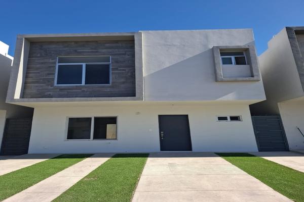 Foto de inmueble en  , Col. Pórticos de San Antonio C.P. 22666, Tijuana