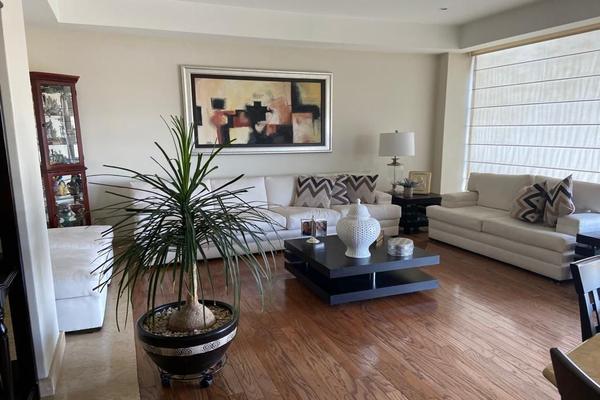 Foto de inmueble en Portón de las Flores, Col. Lomas Country Club C.P. 52779, Huixquilucan