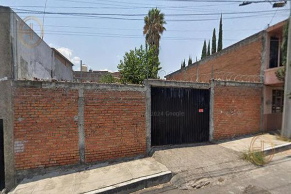 Foto de inmueble en Santiago de la Hoz, Col. Precursores de La Revolución C.P. 58127, Morelia