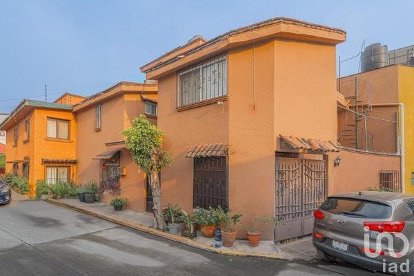Foto de inmueble en Primera Privada Potrero Verde #113, Col. Jacarandas C.P. 62420, Cuernavaca