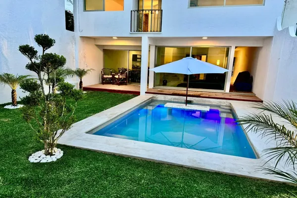 Foto de inmueble en Privada #23, Col. Los Tulipanes C.P. 62388, Cuernavaca
