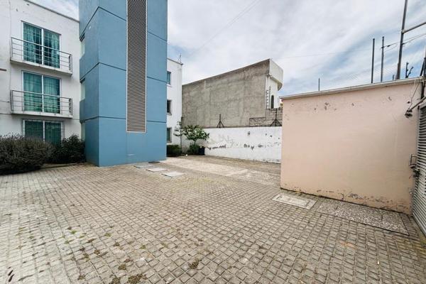 Foto de inmueble en Privada Adolfo Quintero, Col. Santa Cruz Ocotitlán C.P. 52165, Metepec