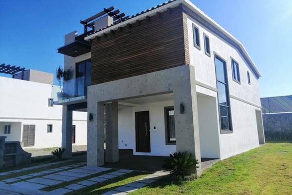 Foto de inmueble en Privada Aramo #26, Col. San Miguel Totocuitlapilco C.P. 52143, Metepec