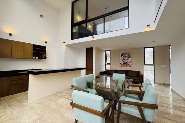 Foto de inmueble en Privada Celesta, Col. Cholul C.P. 97305, Mérida