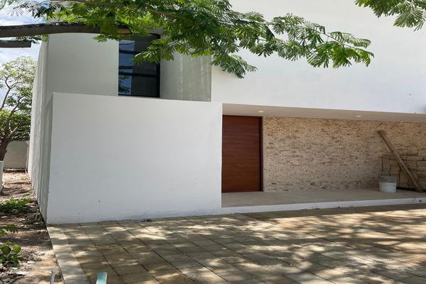 Foto de inmueble en  , Col. Privada Chuburna de Hidalgo I C.P. 97205, Mérida