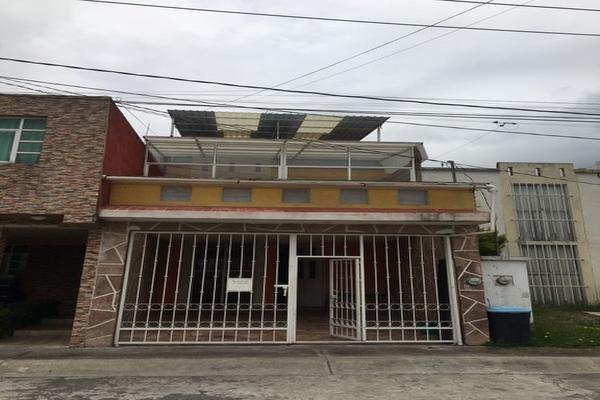 Foto de inmueble en Privada Cima, Col. San Luis Mextepec C.P. 51355, Zinacantepec