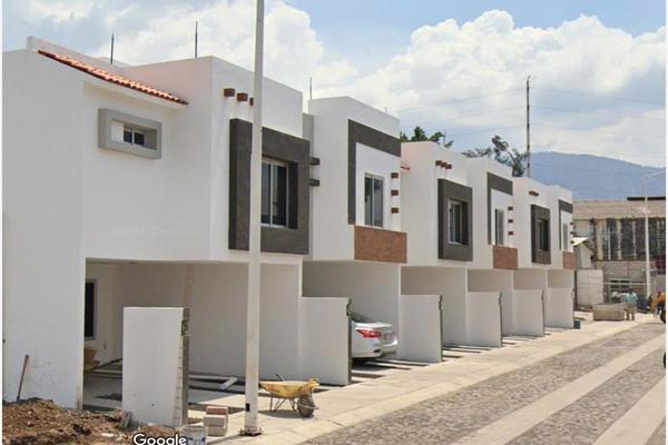 Foto de inmueble en PRIVADA COLOMOS #6, Col. Los Colomos C.P. 63177, Tepic