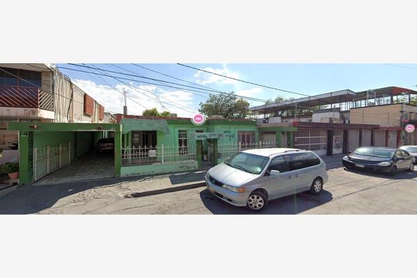 Foto de inmueble en PRIV CUAUHTEMOC #000, Col. Monclova Centro C.P. 25700, Monclova