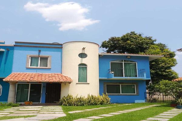 Foto de inmueble en PRIVADA DE LOS MANGOS, Col. Felipe Neri C.P. 62732, Yautepec