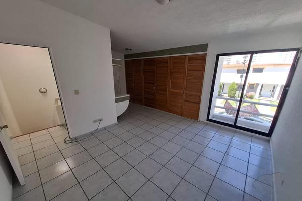 Foto de inmueble en  , Col. Privada de los Portones C.P. 76100, Querétaro