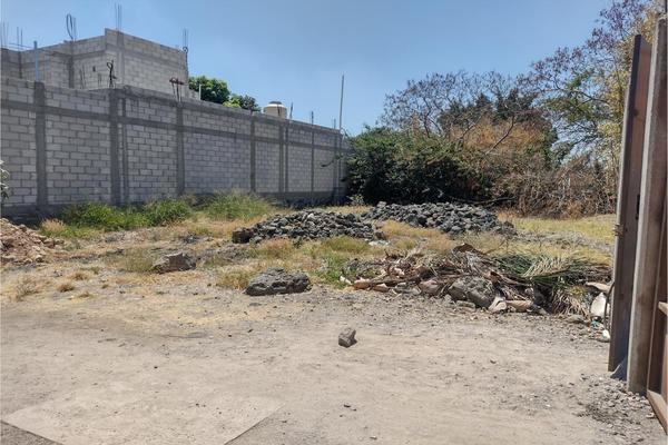 Foto de inmueble en PRIV. DE LOS SABINOS, Col. Hacienda de las Flores C.P. 62573, Jiutepec