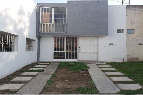 Foto de inmueble en Privada del Higo #165, Col. Villas de La Tijera C.P. 45647, Tlajomulco de Zúñiga