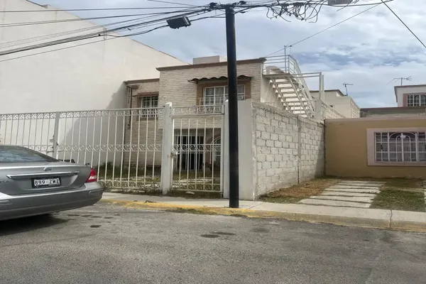 Foto de inmueble en Privada del Topacio, Col. Villas de Pachuca C.P. 42083, Pachuca de Soto
