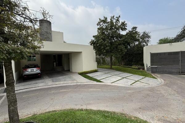 Foto de inmueble en Priv. El Uro, Col. El Uro C.P. 64986, Monterrey