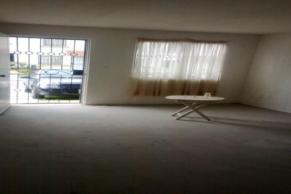 Foto de inmueble en Privada Minaya, Col. URBI Villa del rey C.P. 54693, Huehuetoca