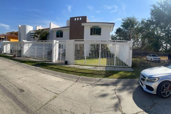 Foto de inmueble en privada paseo del palomar, Col. El Palomar C.P. 45643, Tlajomulco de Zúñiga