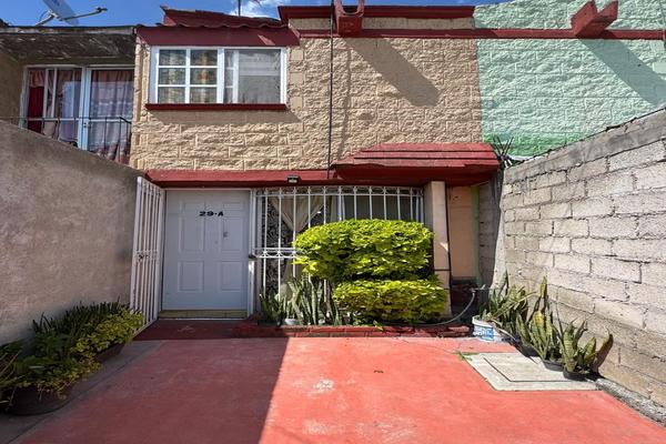 Foto de inmueble en Privada Portal San Vicente, Col. Salitrillo C.P. 54685, Huehuetoca